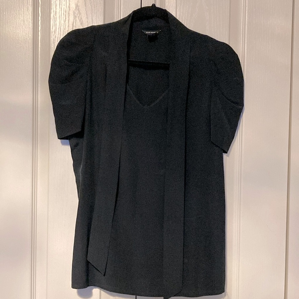 EUC Club Monaco 100% silk black puff shoulder short sleeve blouse. Size …